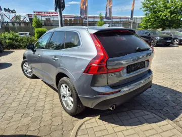 VOLVO XC60 B4 D AWD Geartr. Momentum Pro XeniumPak