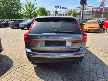 VOLVO XC60 B4 D AWD Geartr. Momentum Pro XeniumPak