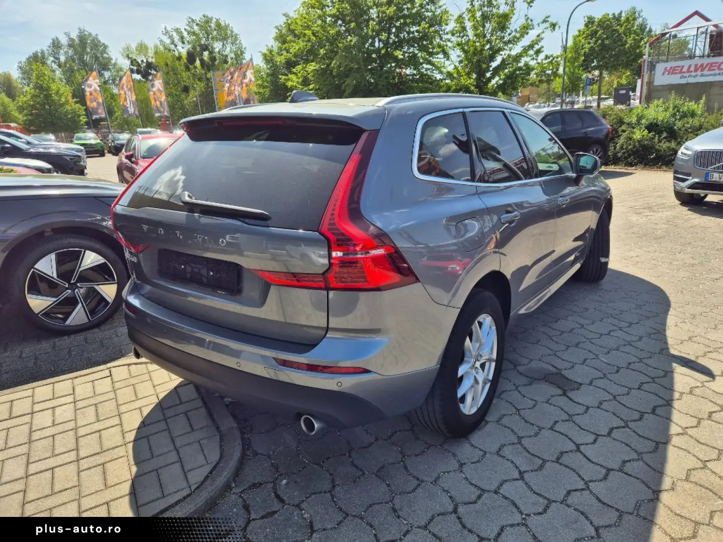 VOLVO XC60 B4 D AWD Geartr. Momentum Pro XeniumPak