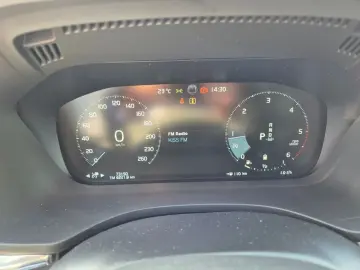 VOLVO XC60 B4 D AWD Geartr. Momentum Pro XeniumPak