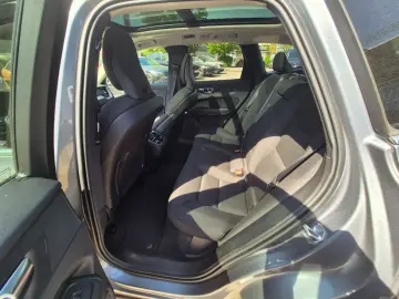 VOLVO XC60 B4 D AWD Geartr. Momentum Pro XeniumPak