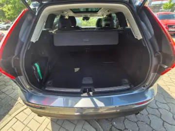 VOLVO XC60 B4 D AWD Geartr. Momentum Pro XeniumPak