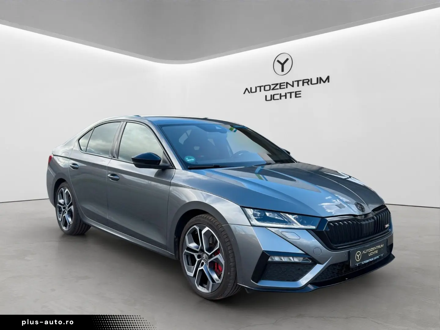 SKODA Octavia Lim. RS Plus  KAMERA ASSIST DCC HUD VOLL