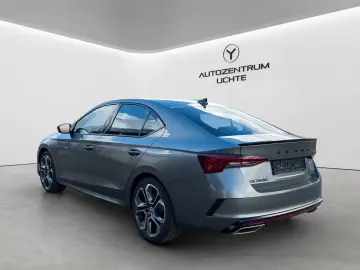 SKODA Octavia Lim. RS Plus  KAMERA ASSIST DCC HUD VOLL