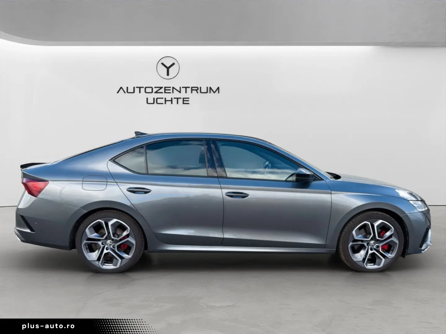 SKODA Octavia Lim. RS Plus  KAMERA ASSIST DCC HUD VOLL