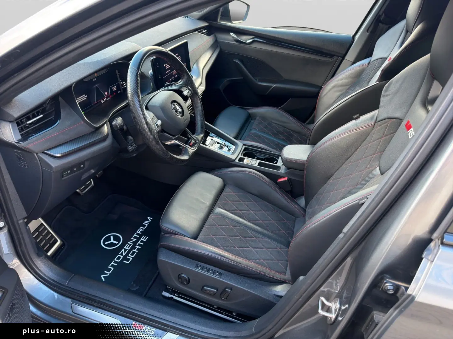 SKODA Octavia Lim. RS Plus  KAMERA ASSIST DCC HUD VOLL