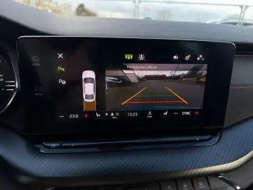 SKODA Octavia Lim. RS Plus  KAMERA ASSIST DCC HUD VOLL