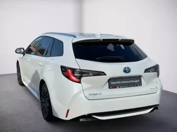 Toyota Corolla 2.0 Hybrid