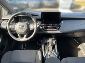 Toyota Corolla 2.0 Hybrid