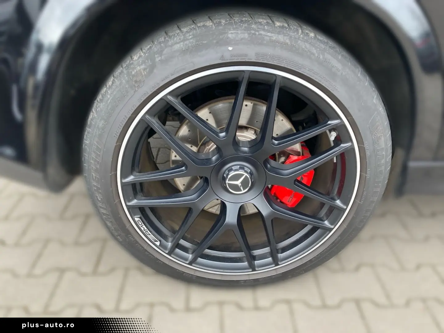 MERCEDES-BENZ GLE 63 AMG 4M  Pano Burm Distr LED Key AHK 360