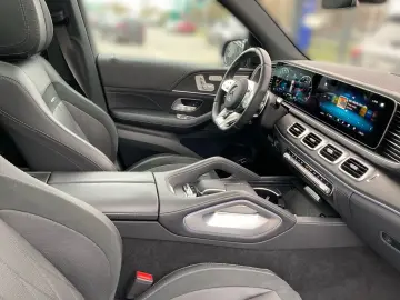 MERCEDES-BENZ GLE 63 AMG 4M  Pano Burm Distr LED Key AHK 360