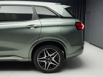 DFSK E5 LUXURY Hybrid Plug-In 7 locuri