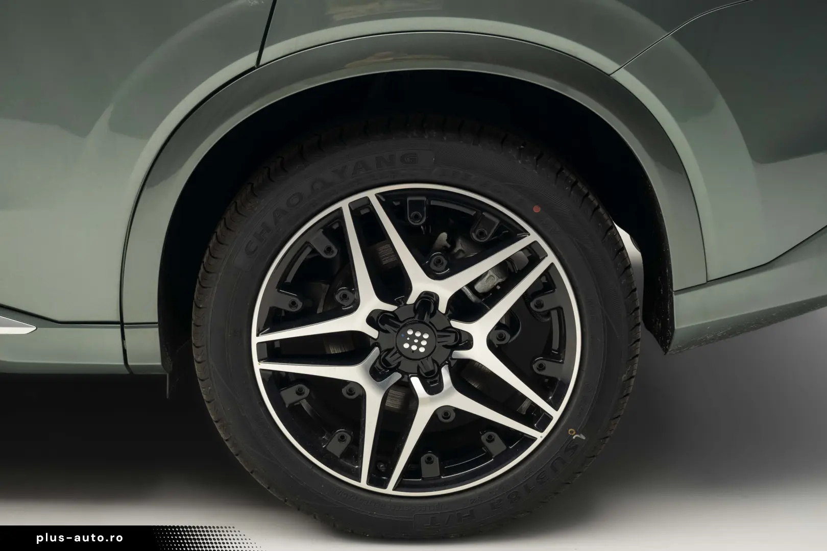 DFSK E5 LUXURY Hybrid Plug-In 7 locuri