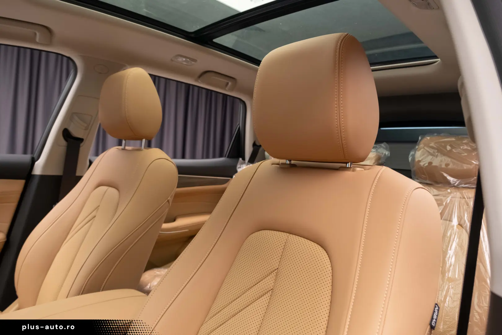 DFSK E5 LUXURY Hybrid Plug-In 7 locuri