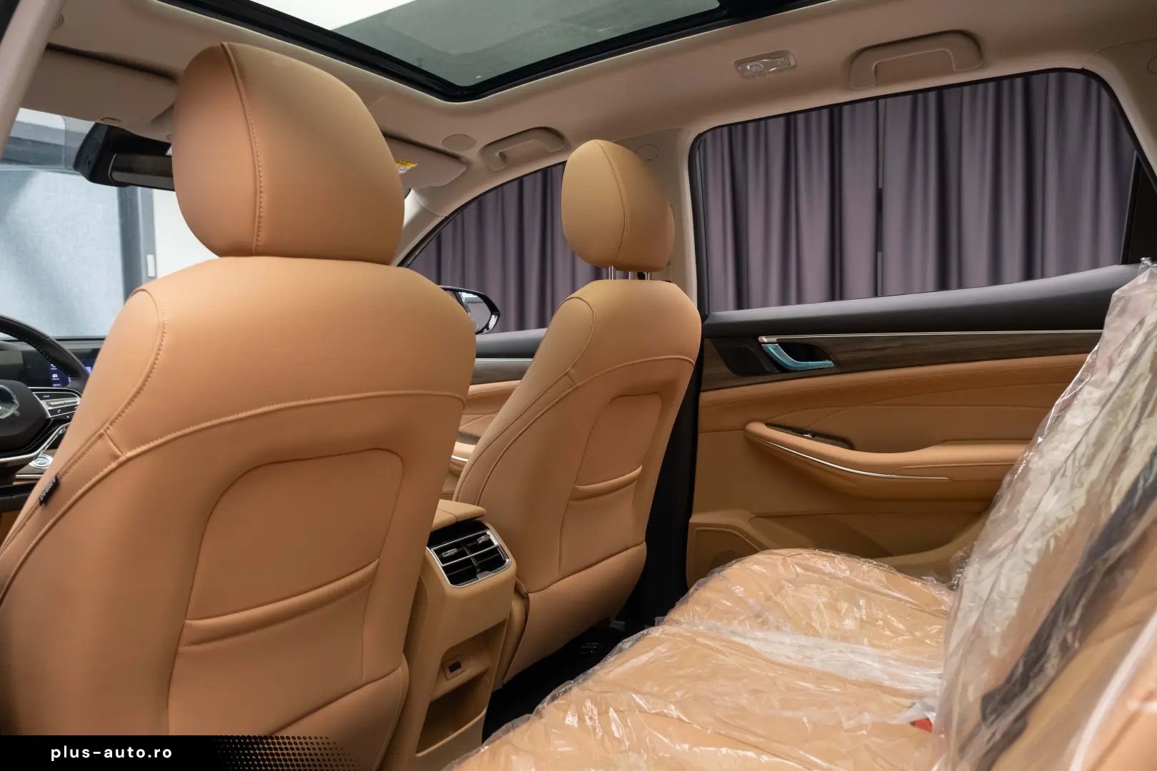 DFSK E5 LUXURY Hybrid Plug-In 7 locuri