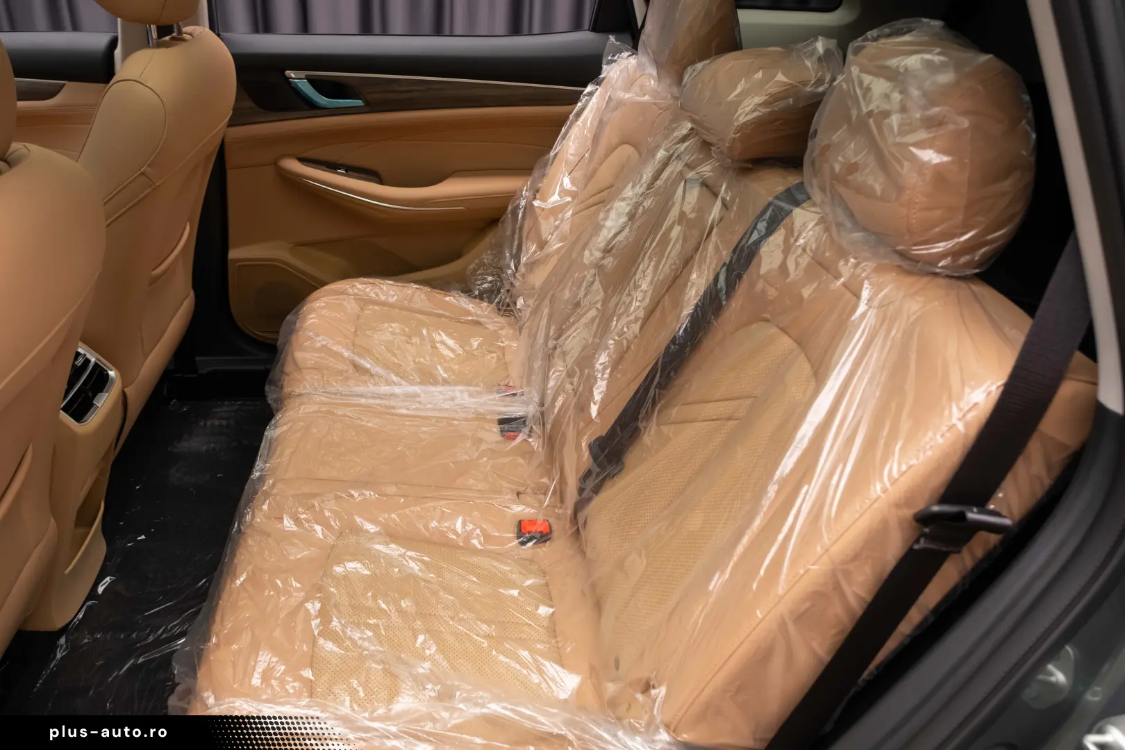 DFSK E5 LUXURY Hybrid Plug-In 7 locuri