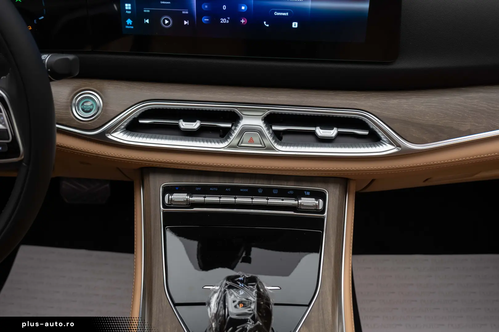 DFSK E5 LUXURY Hybrid Plug-In 7 locuri