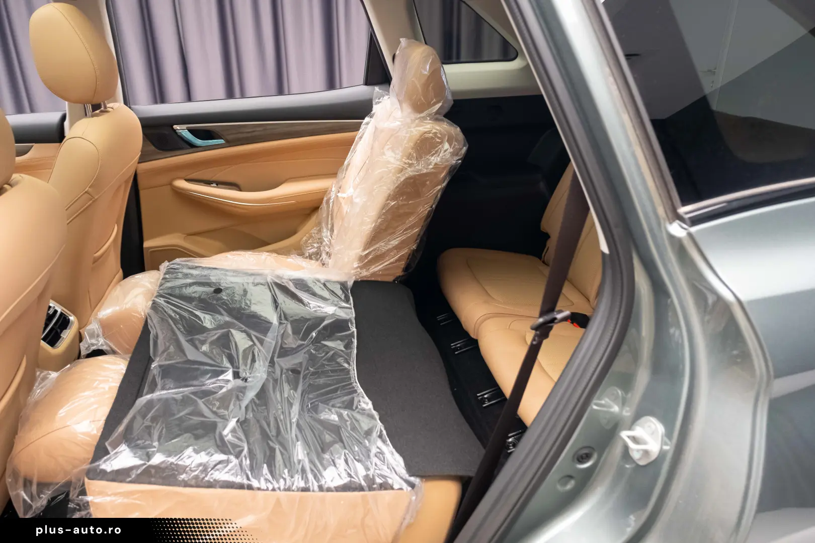 DFSK E5 LUXURY Hybrid Plug-In 7 locuri