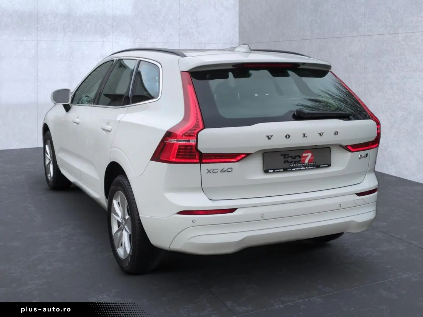 VOLVO XC60 B4 (Diesel) Momentum Pro AWD Automatik Navi