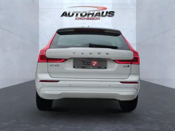 VOLVO XC60 B4 (Diesel) Momentum Pro AWD Automatik Navi