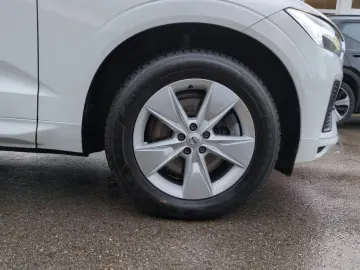 VOLVO XC60 B4 (Diesel) Momentum Pro AWD Automatik Navi