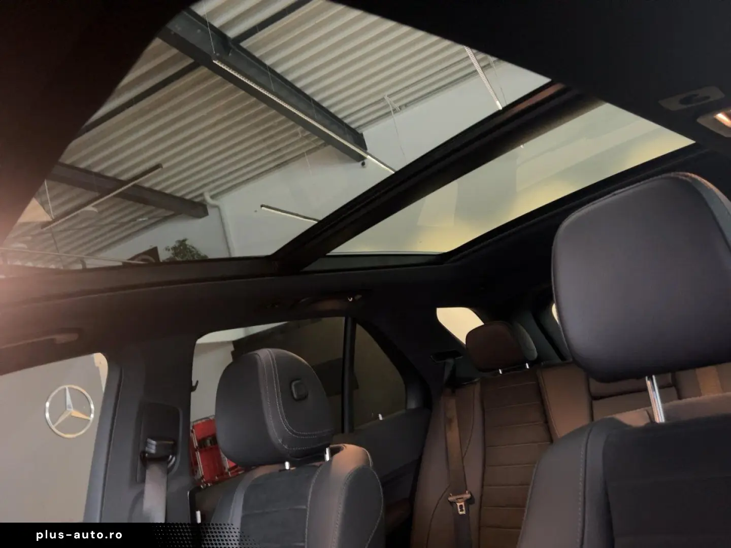 MERCEDES-BENZ GLE 300 d 4M AMG-Line Burm KeyGo MBeam S-Dach