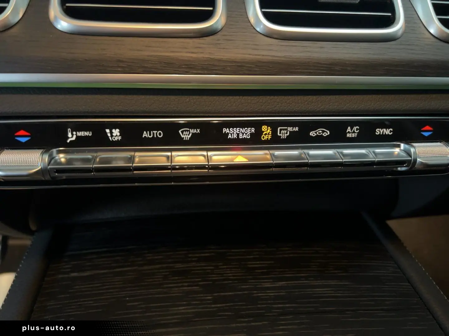 MERCEDES-BENZ GLE 300 d 4M AMG-Line Burm KeyGo MBeam S-Dach