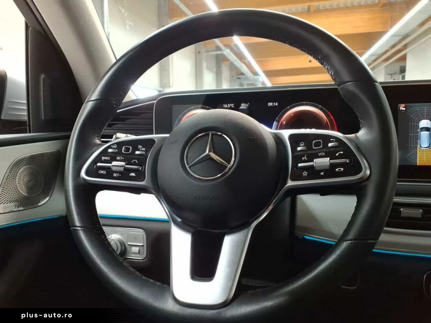 MERCEDES-BENZ GLE 350 de 4M- AHK KomfP PANO AssiP KAM