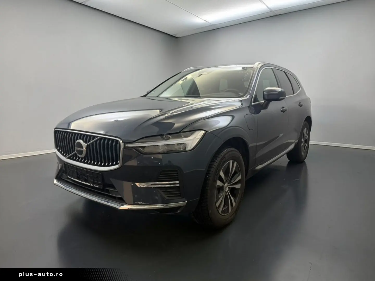 VOLVO XC60 T6 Inscription Express PANO AHK KAM STD-HZG