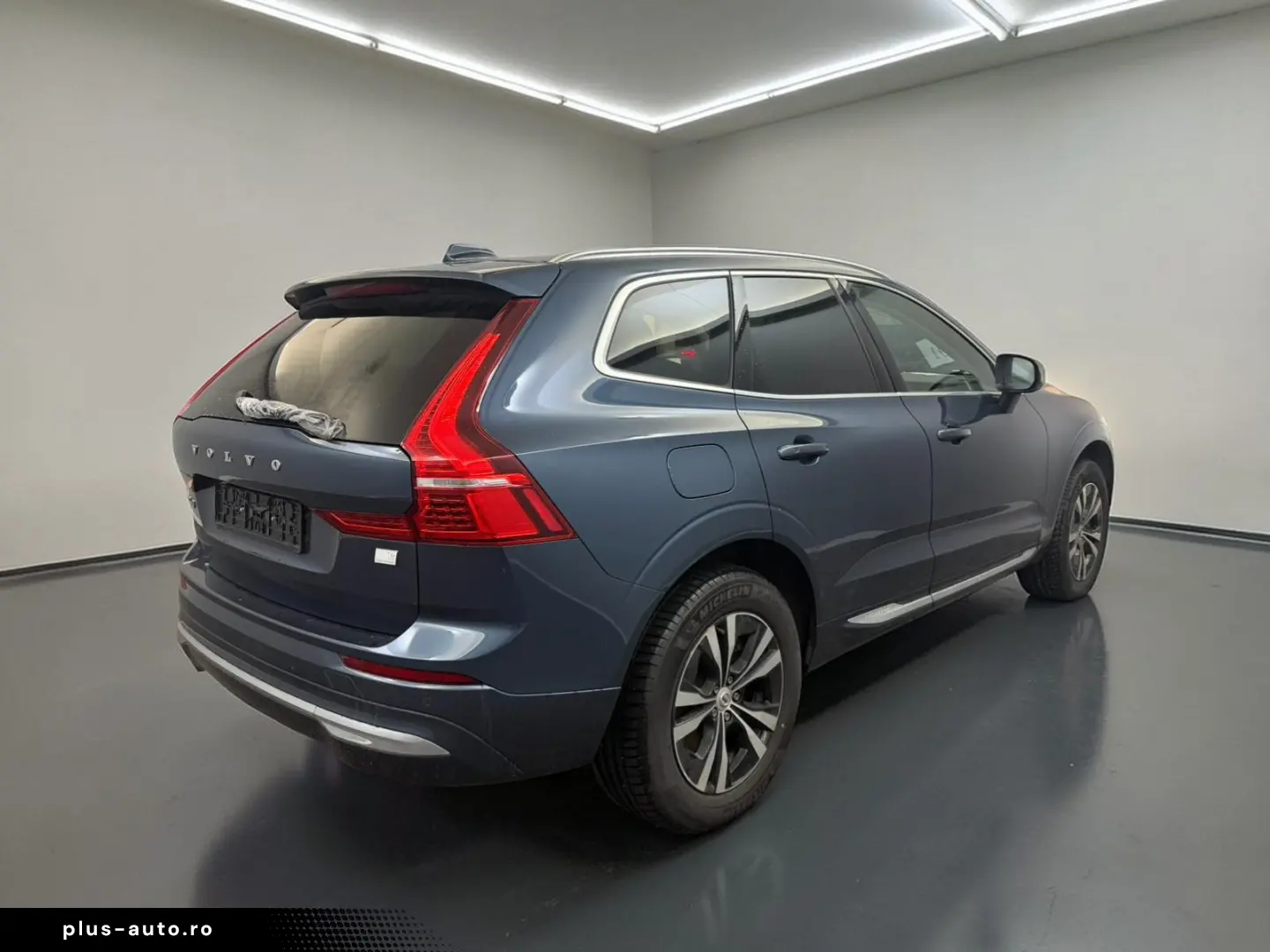 VOLVO XC60 T6 Inscription Express PANO AHK KAM STD-HZG