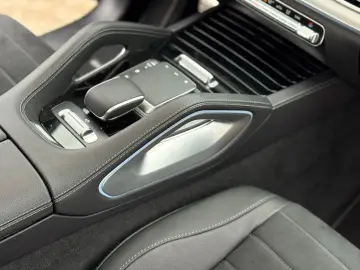 MERCEDES-BENZ GLE 300d Coupe AMG LINE 4MATIC