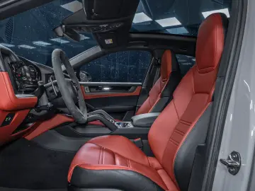 Porsche Cayenne E-Hyb Coupé BLACK EDITION