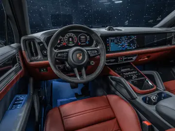 Porsche Cayenne E-Hyb Coupé BLACK EDITION