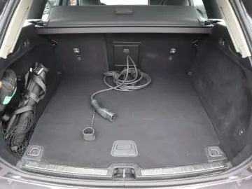 VOLVO XC60 T6 AWD Recharge Geartronic Inscription Expr