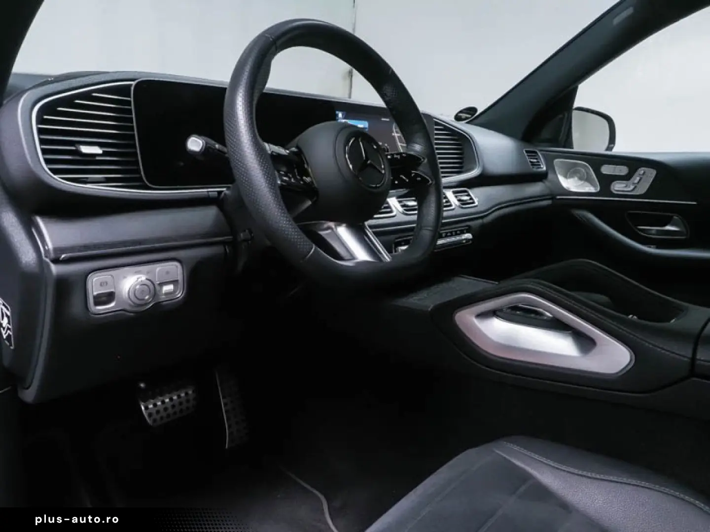 MERCEDES-BENZ GLE 450d 4M AMG PANORAMA AHK NIGHT 360