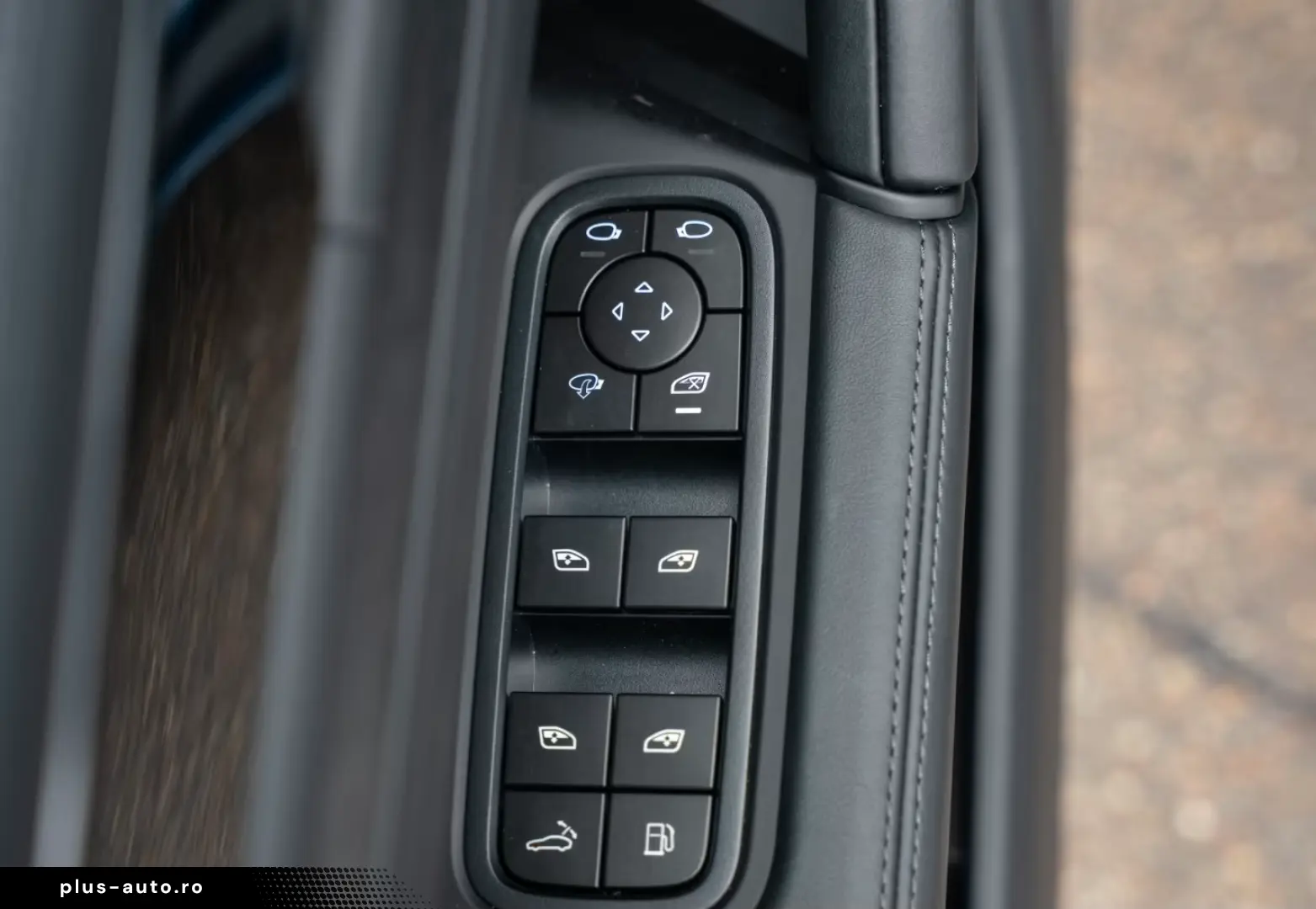 Porsche Cayenne E-Hybrid Coupe Black Edition HA