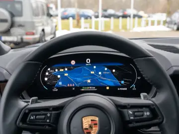 Porsche Cayenne E-Hybrid Coupe Black Edition HA