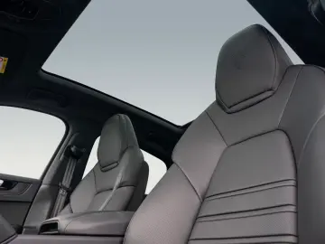 Porsche Cayenne E-Hybrid Coupe Black Edition HA