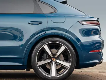 Porsche Cayenne E-Hybrid Coupe Black Edition HA