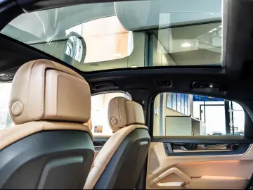 Porsche Cayenne E-Hybrid Coupe Black Edition PTS