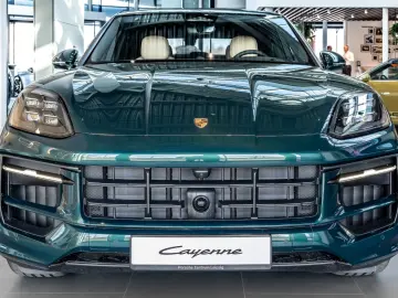 Porsche Cayenne E-Hybrid Coupe Black Edition PTS