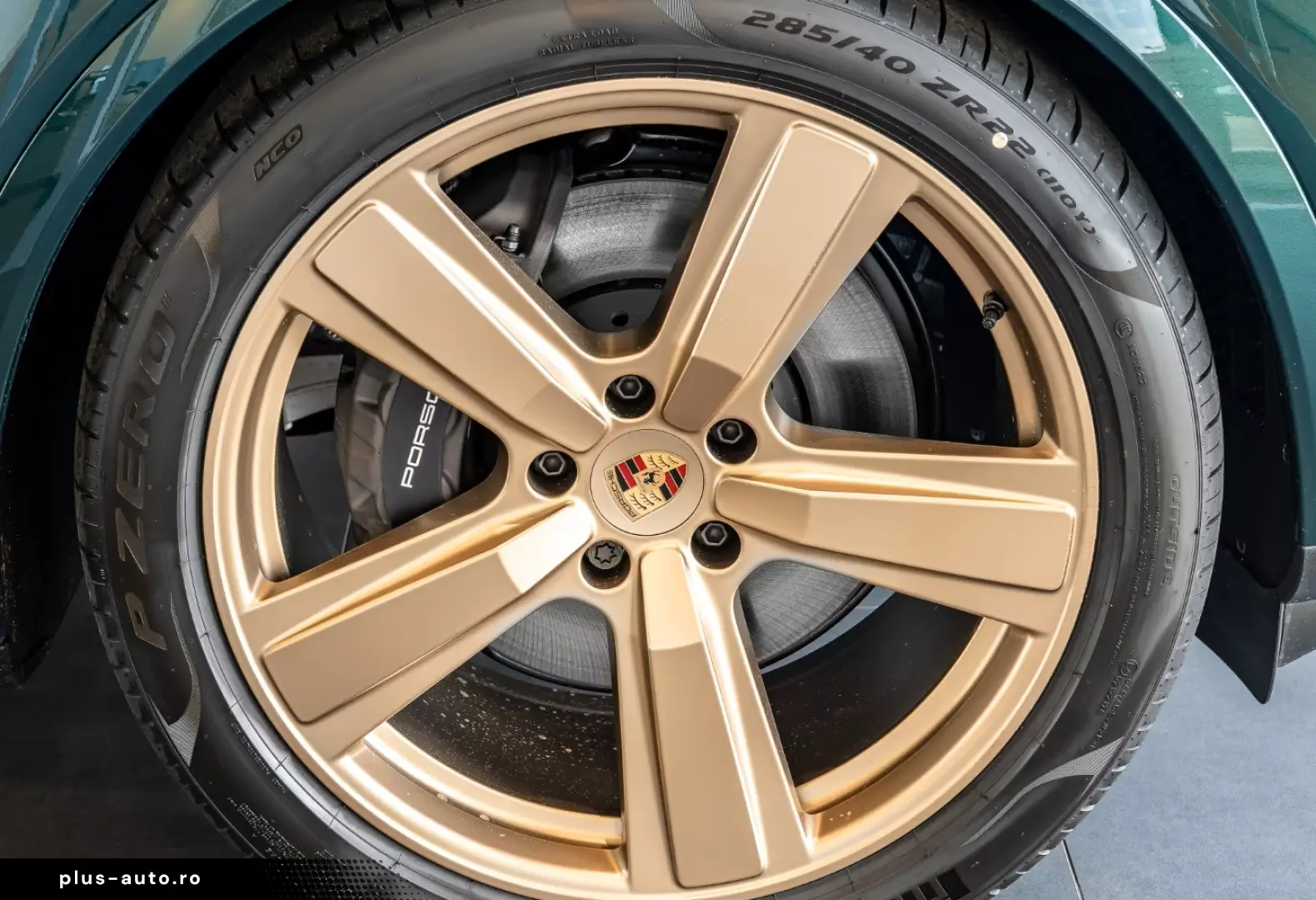 Porsche Cayenne E-Hybrid Coupe Black Edition PTS