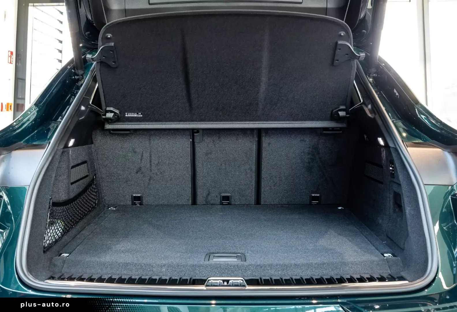 Porsche Cayenne E-Hybrid Coupe Black Edition PTS