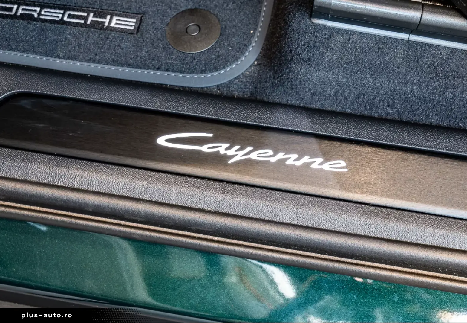 Porsche Cayenne E-Hybrid Coupe Black Edition PTS