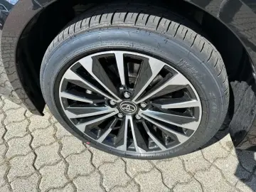 Toyota Corolla 2.0 Hybrid