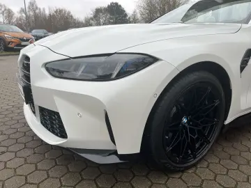 BMW M4 M xDrive Competition HUD Navi Harman Kardon