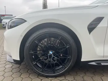 BMW M4 M xDrive Competition HUD Navi Harman Kardon