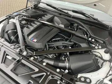 BMW M4 M xDrive Competition HUD Navi Harman Kardon