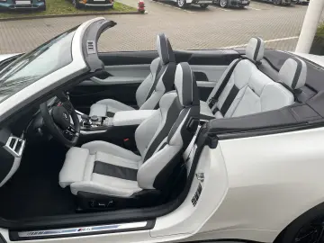 BMW M4 M xDrive Competition HUD Navi Harman Kardon