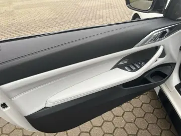 BMW M4 M xDrive Competition HUD Navi Harman Kardon